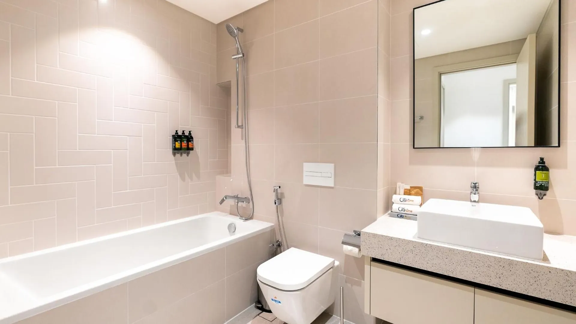Apartment Citihome - 1Br In Marina Vista At Beach Front Dubai United Arab Emirates